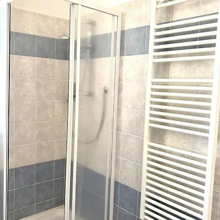 Luminoso Bilocale Con Balcone A Apartment *