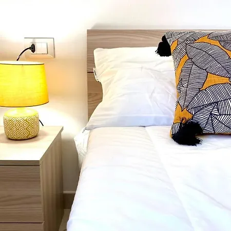 Apartment Luminoso Bilocale Con Balcone A Borgio Verezzi