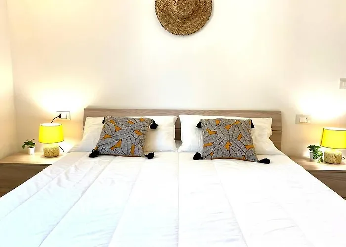 Luminoso Bilocale Con Balcone A Διαμέρισμα Borgio Verezzi